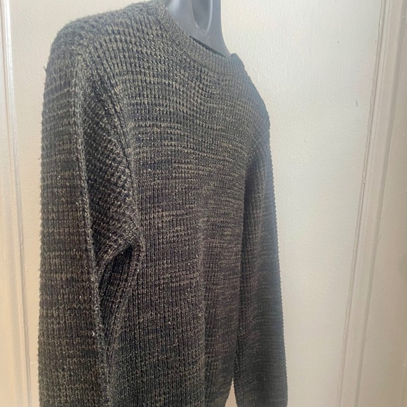 Lightweight Knit Sweater - Small - Picture 2 of 4